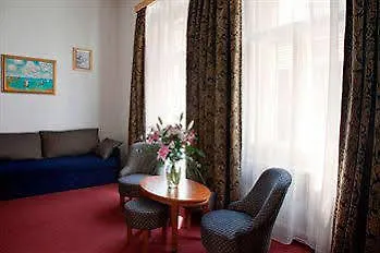 **  Hotel D'Albion Sault Frankreich